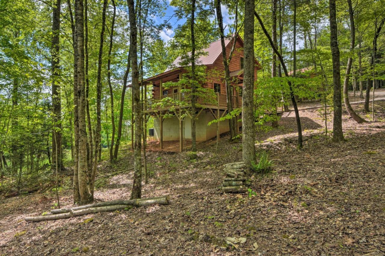 Murphy Cabin With Spacious Deck And Forest Views! Экстерьер фото